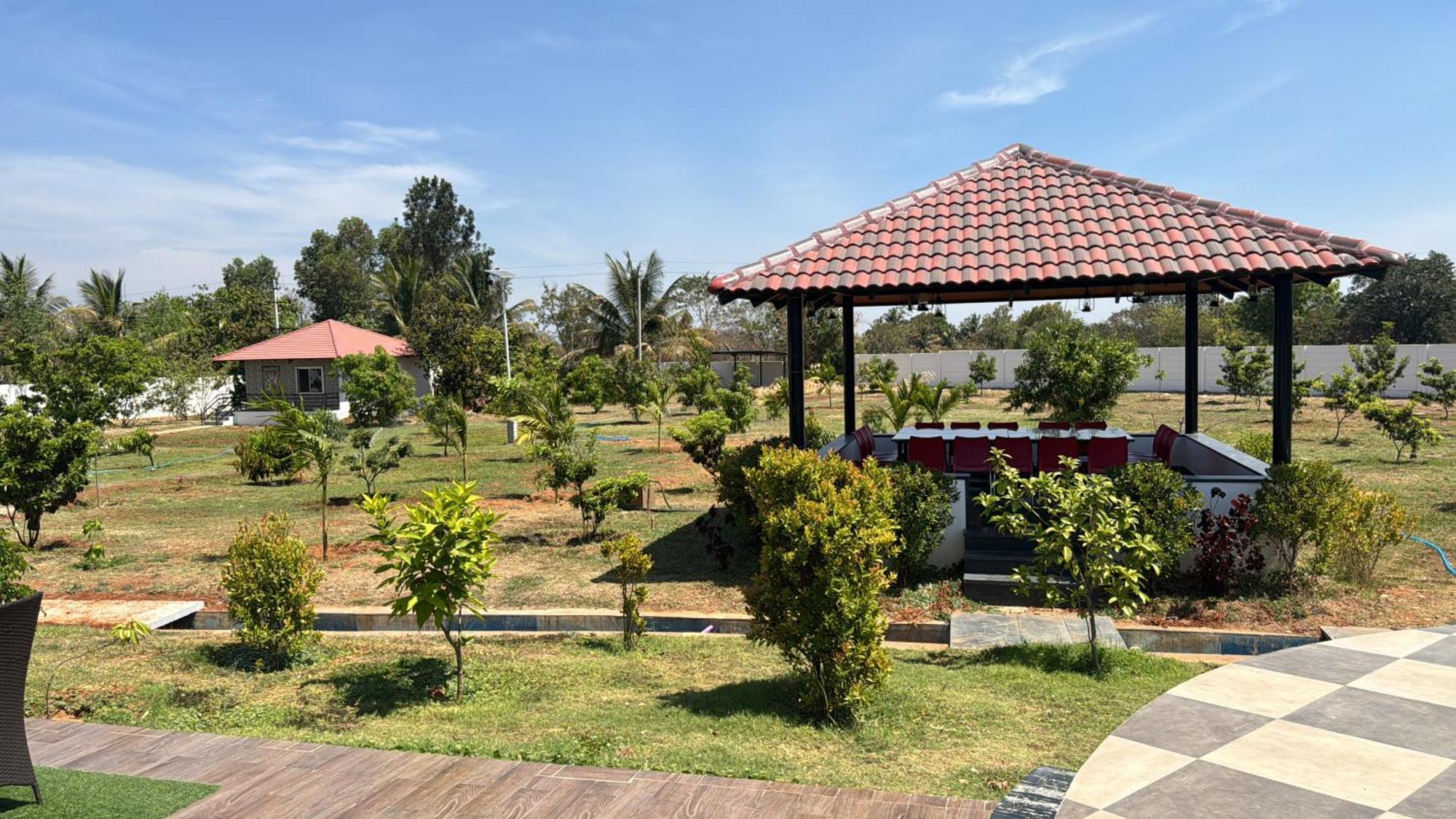 Raj Home Stay Mysore Exteriör bild