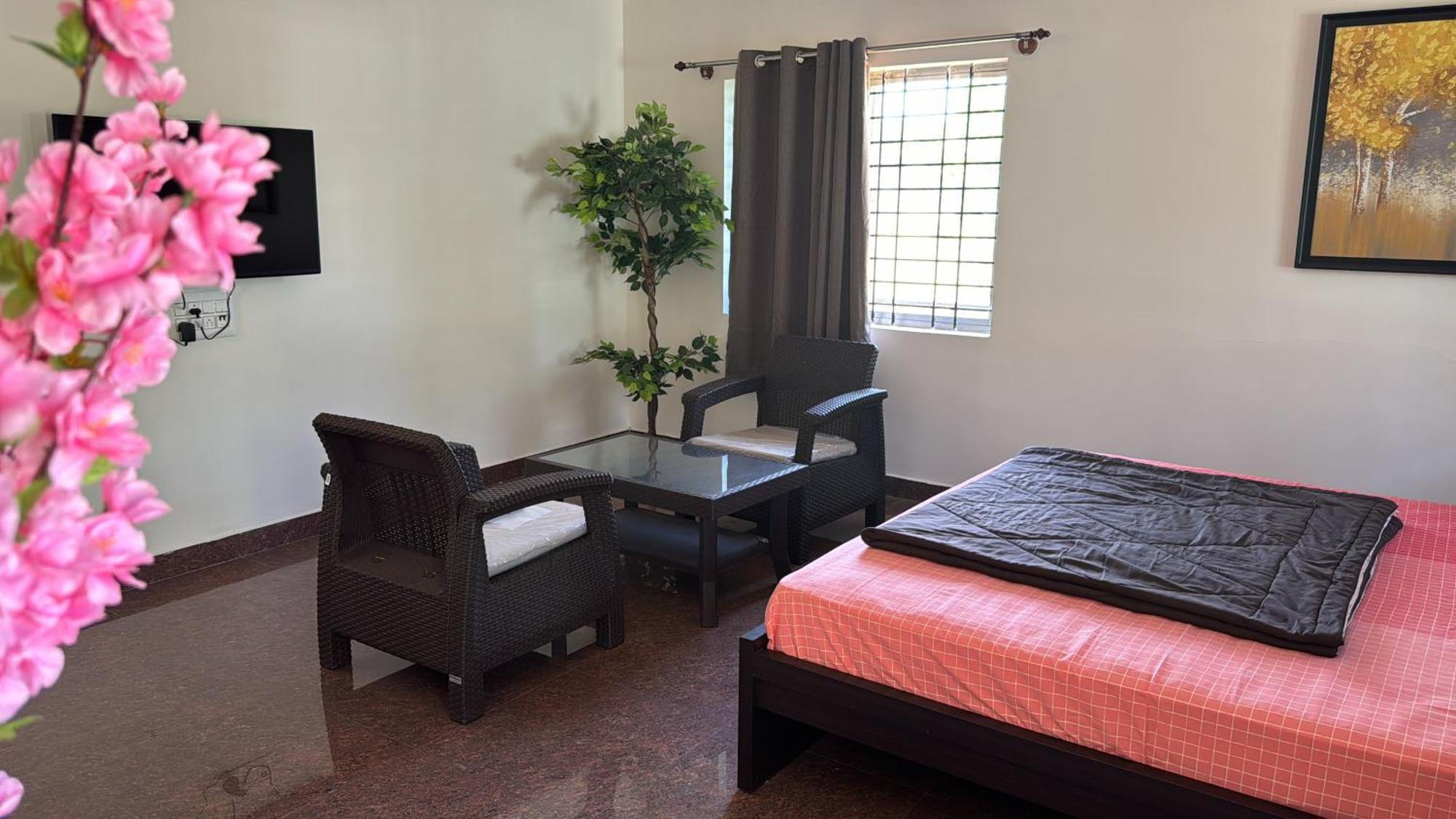 Raj Home Stay Mysore Exteriör bild