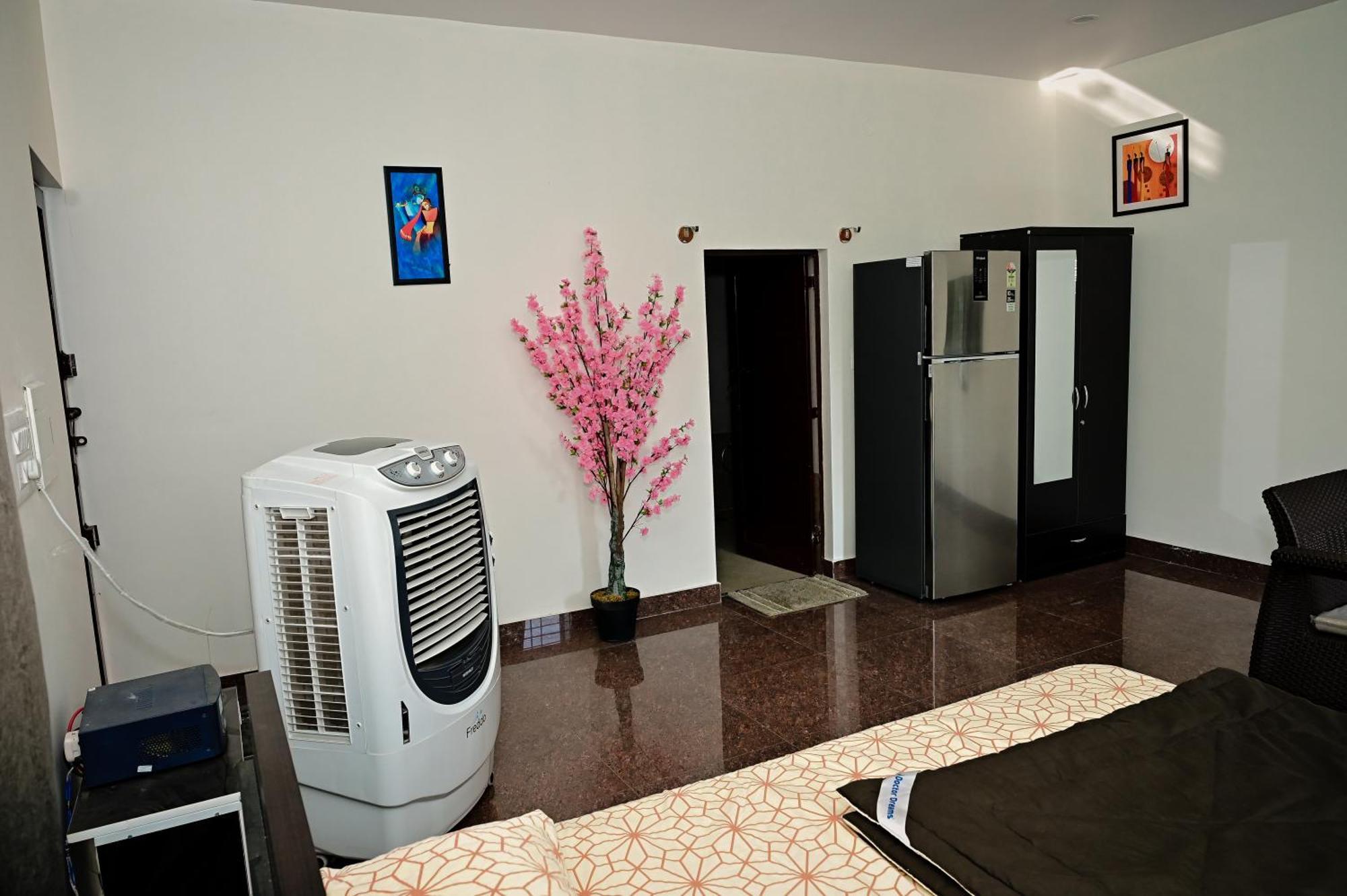 Raj Home Stay Mysore Exteriör bild